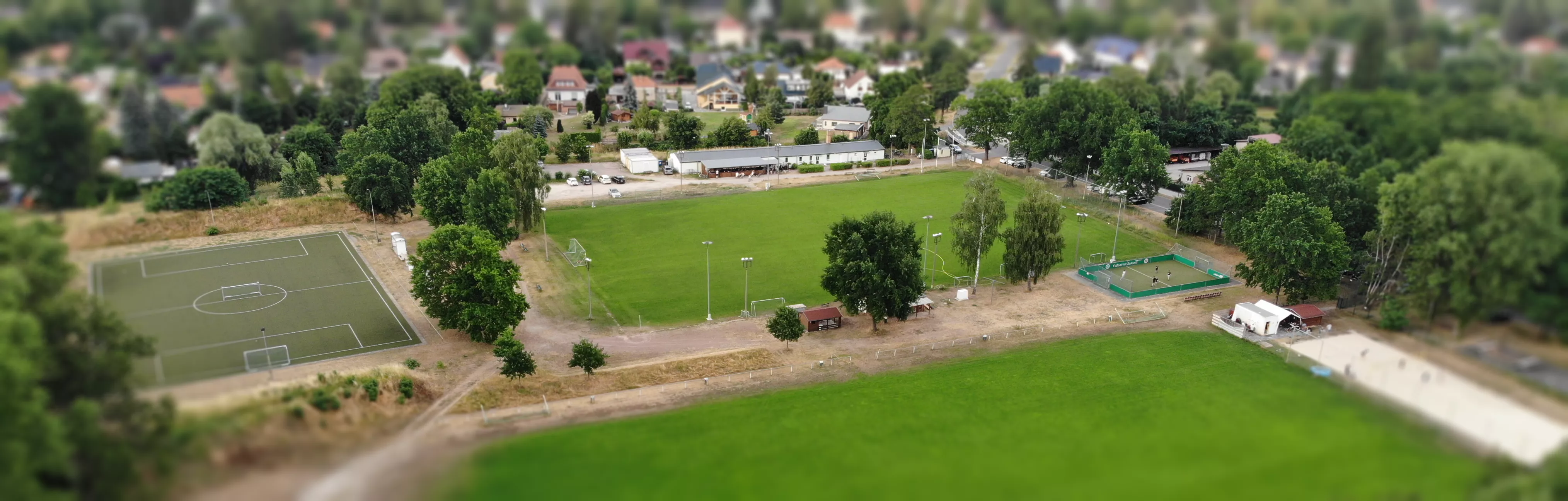 Sportplatz von Oben